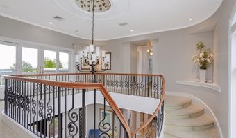 126 Cliff Dr, Narragansett, RI 02882