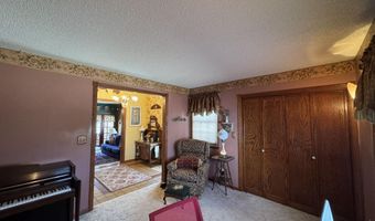 942 N Dade 131, Arcola, MO 65603