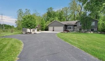 5257 Brookshire Dr, Almont, MI 48003