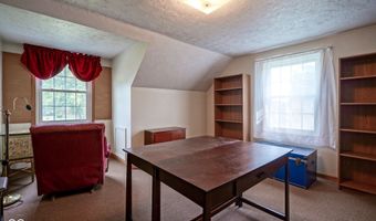 2133 Heather Rd, Anderson, IN 46012