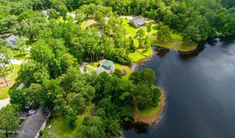 130 Willowbrook Dr, Arapahoe, NC 28510