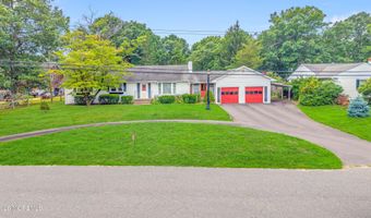 3238 Ridgewood Rd, Allenwood, NJ 08720