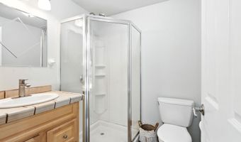 16510 SE GORDON St, Milwaukie, OR 97267