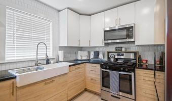 116 Greenfield Drive Dr, Benton, AR 72019
