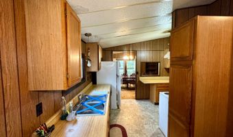 1401 6th St, Britton, SD 57430