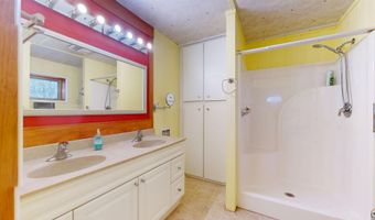 11973 SW 77th St, Auburn, KS 66402