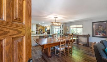 113 Sherwood Dr, Santa Rosa, CA 95405