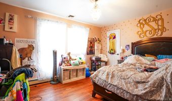 65 Williams Ave, Amityville, NY 11701