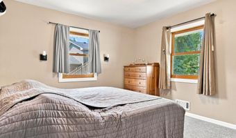 959 North St, Anoka, MN 55303