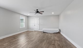 2140 Hustleville Rd, Albertville, AL 35951