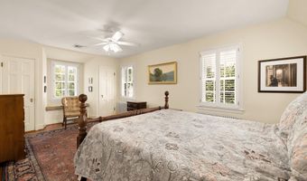 3931 MASSACHUSETTS Ave NW, Washington, DC 20016