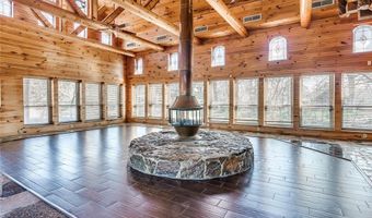 1928 W Idaho St, Chickasha, OK 73018