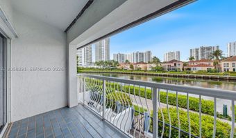 3748 NE 209th Ter, Aventura, FL 33180