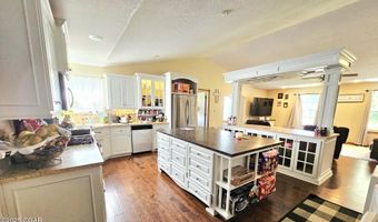538 E State Line Rd, Baxter Springs, KS 66713