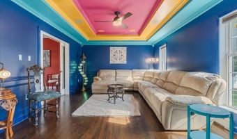 11 Macintosh Dr, Andover, NJ 07848