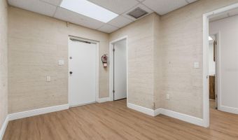 600 LAKEVIEW Rd 2B, Clearwater, FL 33756
