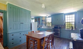 10 S Arm Rd, Andover, ME 04226