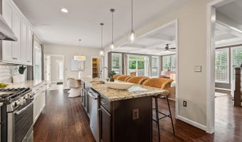 4798 VIRGINIA St, Alexandria, VA 22312
