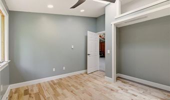 5 Buoy St, Jamestown, RI 02835