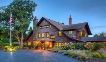 50 Eastover Rd, Portsmouth, RI 02871