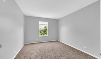 1401 MILLBROOK Dr, Algonquin, IL 60102