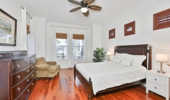 5318 LOON NEST Ct, Apollo Beach, FL 33572