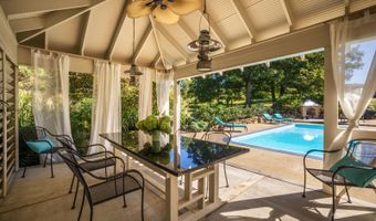 8193 Lavelle Rd, Athens, OH 45701