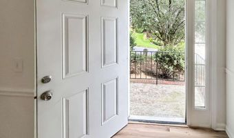 2945 Georgian Manor Dr, Alpharetta, GA 30022