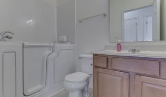 2546 Big Bear Ln, Indianapolis, IN 46217