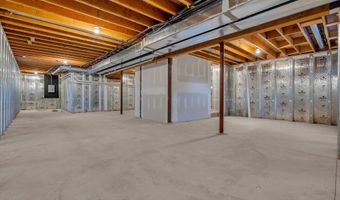 2 Potters Ct, Bayville, NJ 08721