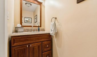 15 Kennedy Ct, Middletown, NJ 07748