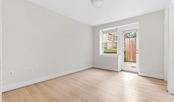 4226 7TH St NW 101, Washington, DC 20011