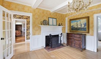 1331 New London Ave, Cranston, RI 02920