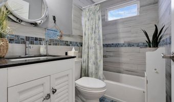 59 Top Sail Ct, Bayville, NJ 08721