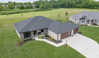 2021 Fairway Dr, Auburn, IN 46706