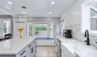 3801 WOODLEY Dr, Alexandria, VA 22309