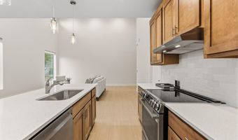 1649 E Ridge Way, Ashland, NE 68003
