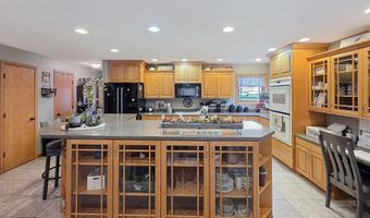 17431 300Th St, Aplington, IA 50604