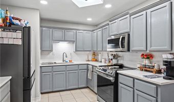 1103 Vela St, Alice, TX 78332