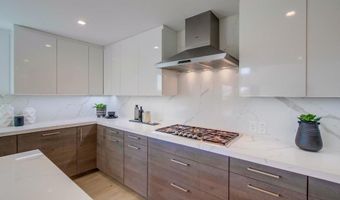 747 S. Cedros Ave, Solana Beach, CA 92075