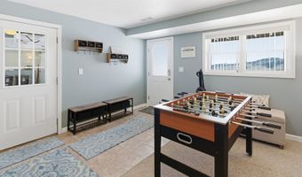 87 Glade Cir, Campton, NH 03223