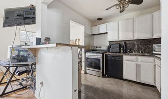 50 Greenhouse Rd 41D, Bridgeport, CT 06606