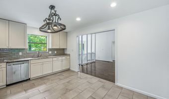 132 PORTSOUTH Ln, Alabaster, AL 35007
