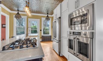 16 7th Ave, Atlantic Highlands, NJ 07716
