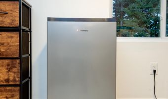 576 Pine Grove Rd, Beattyville, KY 41311