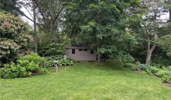 10 Lakeside Dr, Charlestown, RI 02813