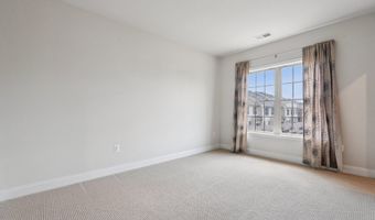 43109 CLARENDON Sq, Ashburn, VA 20148