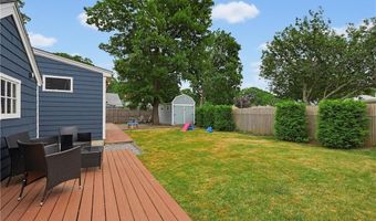 82 Leroy Dr, East Providence, RI 02915