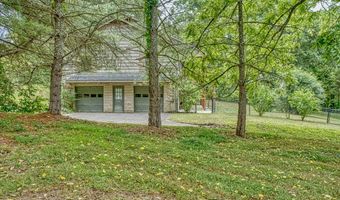 2139 Austin Bottom Rd, Baxter, TN 38506