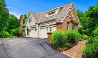 43 Newfane Rd, Bedford, NH 03110